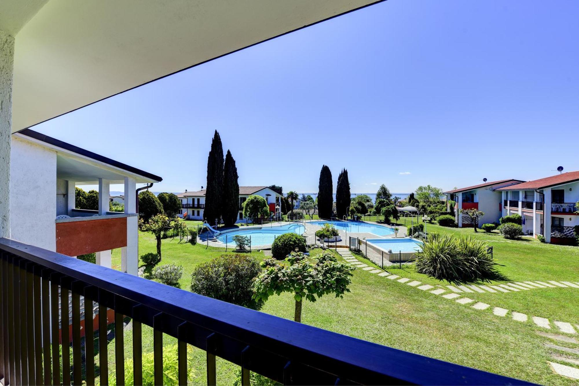 Italsol Residence Riai Moniga del Garda Room photo