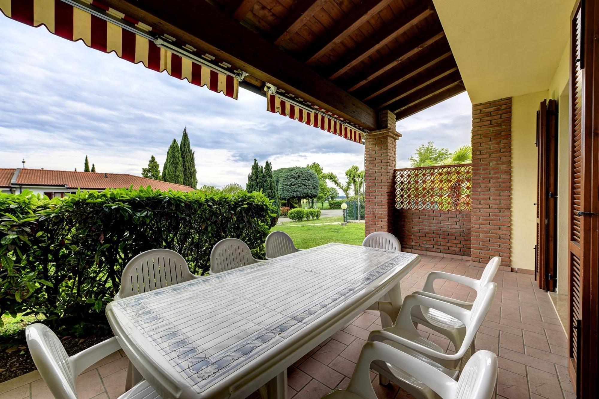 Italsol Residence Riai Moniga del Garda Room photo
